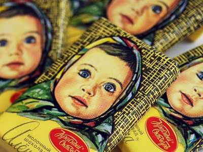 Что стало с девочкой с шоколада «Аленка» спустя полвека
