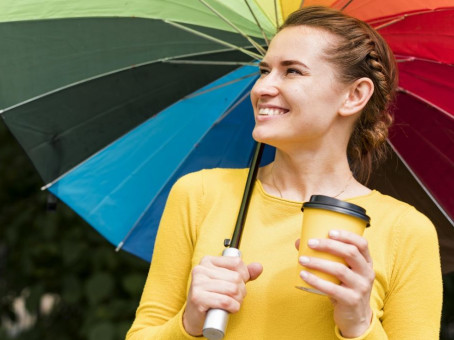 Почему нельзя дарить зонт?