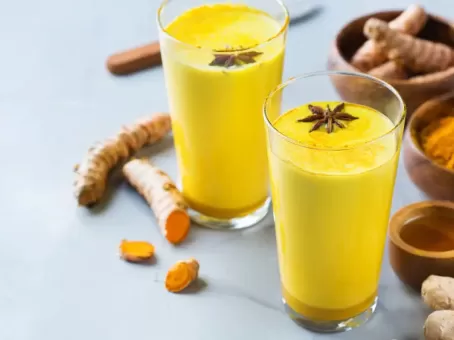 «Золотое молоко»: напиток, который может изменить вашу жизнь