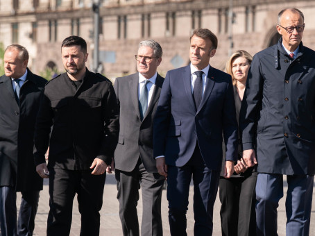 Это ловушка: США вышли из игры, оставив Европе счета за Украину