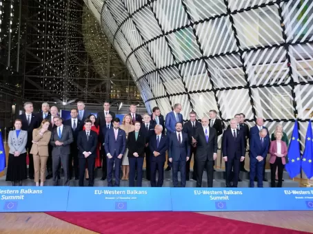 СМИ: в ЕС произошел раскол из-за России