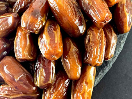 Вот что случится, если будете есть по 3 финика в день