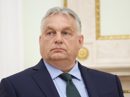 Орбан обратился к Зеленскому с требованием