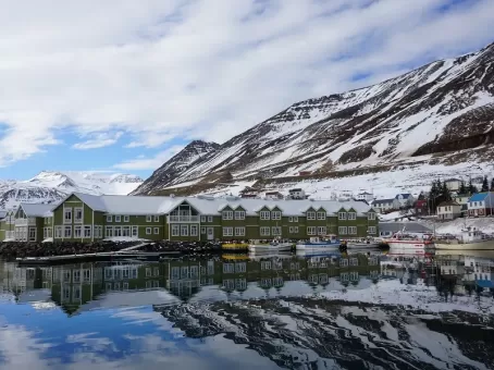 Исландия сменила курс в поиске защиты от Трампа