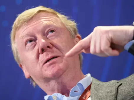 Чубайс потребовал от Канады снять с него санкции