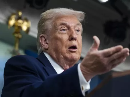 Трамп призвал Иран к безоговорочной капитуляции