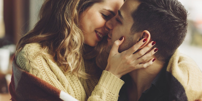 Богатый парень решил проверить чувства девушки: что в итоге