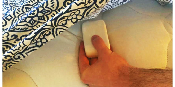 Кусок мыла под простынь: удивительный медицинский эффект