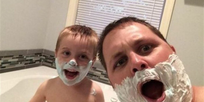 Мама уехала и поставила в комнате камеру: что она увидела - сразило