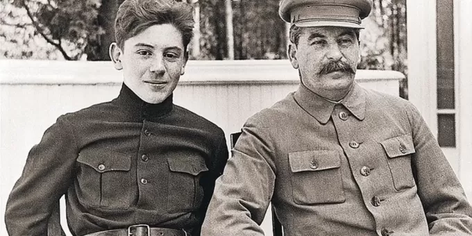 Зарплата Сталина на войне: Минобороны рассекретило документы