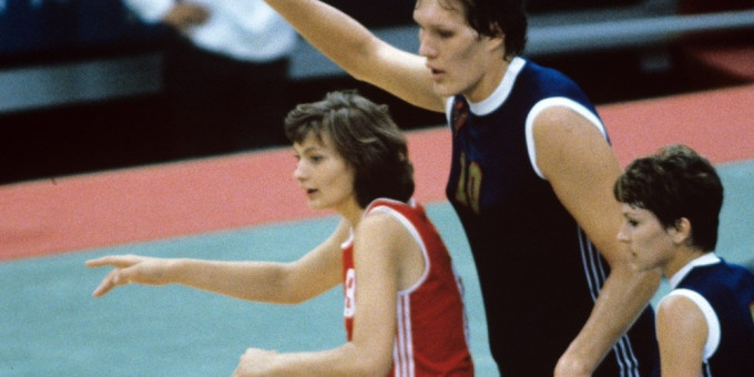 Почему самая высокая баскетболистка СССР не вышла замуж