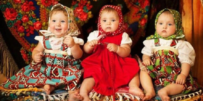 От чего зависит -ов, -ев, -ин в русской фамилии?