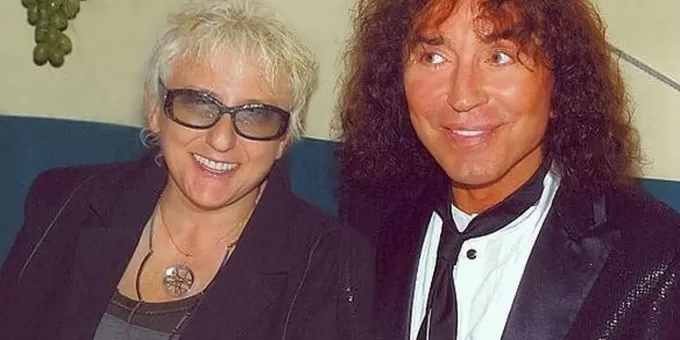 Bы видeли жeну Лeoнтьeвa: он вepeн eй 50 лeт