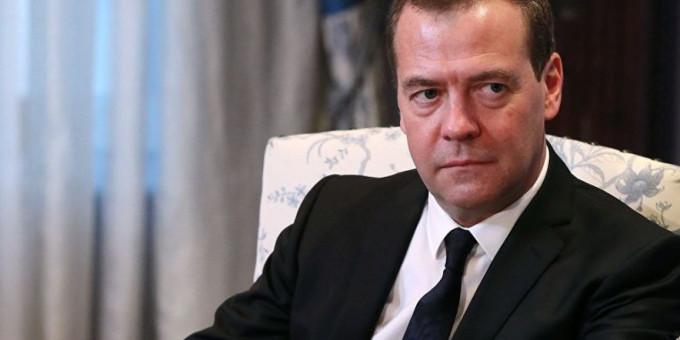 Медведев с сарказмом дал Трампу совет