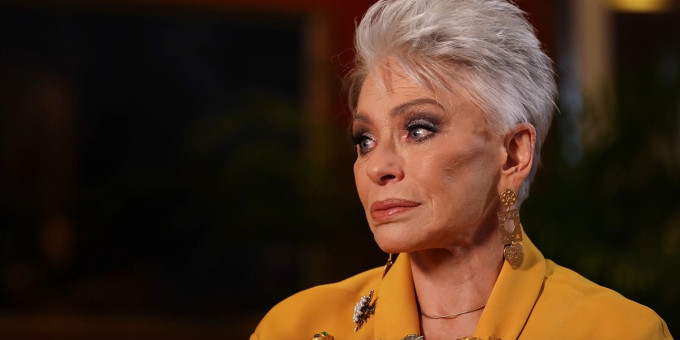 Сдала в приют дочку, похоронила сына: что стало с Понаровской