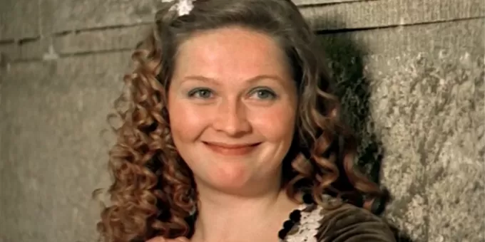 За что Гундарева влепила пощечину Дорониной