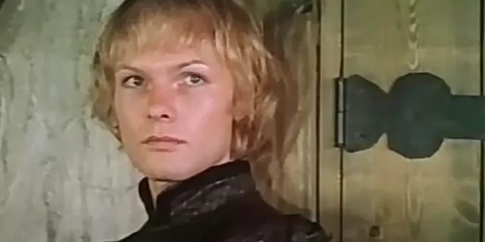 Жил на 2 семьи и исчез: куда пропал актер-красавец из 1990-х