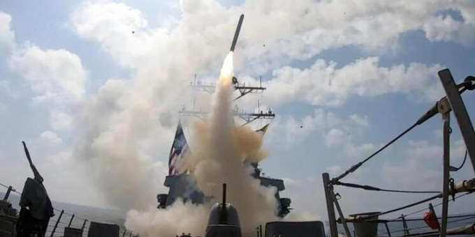 Адмирал назвал, кто победит в противостоянии Ирана и США с Израилем